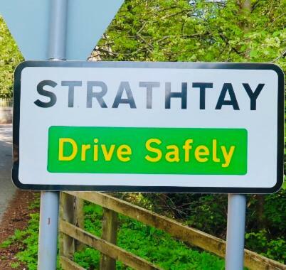 Red Squirrel Cottage Strathtay 外观 照片